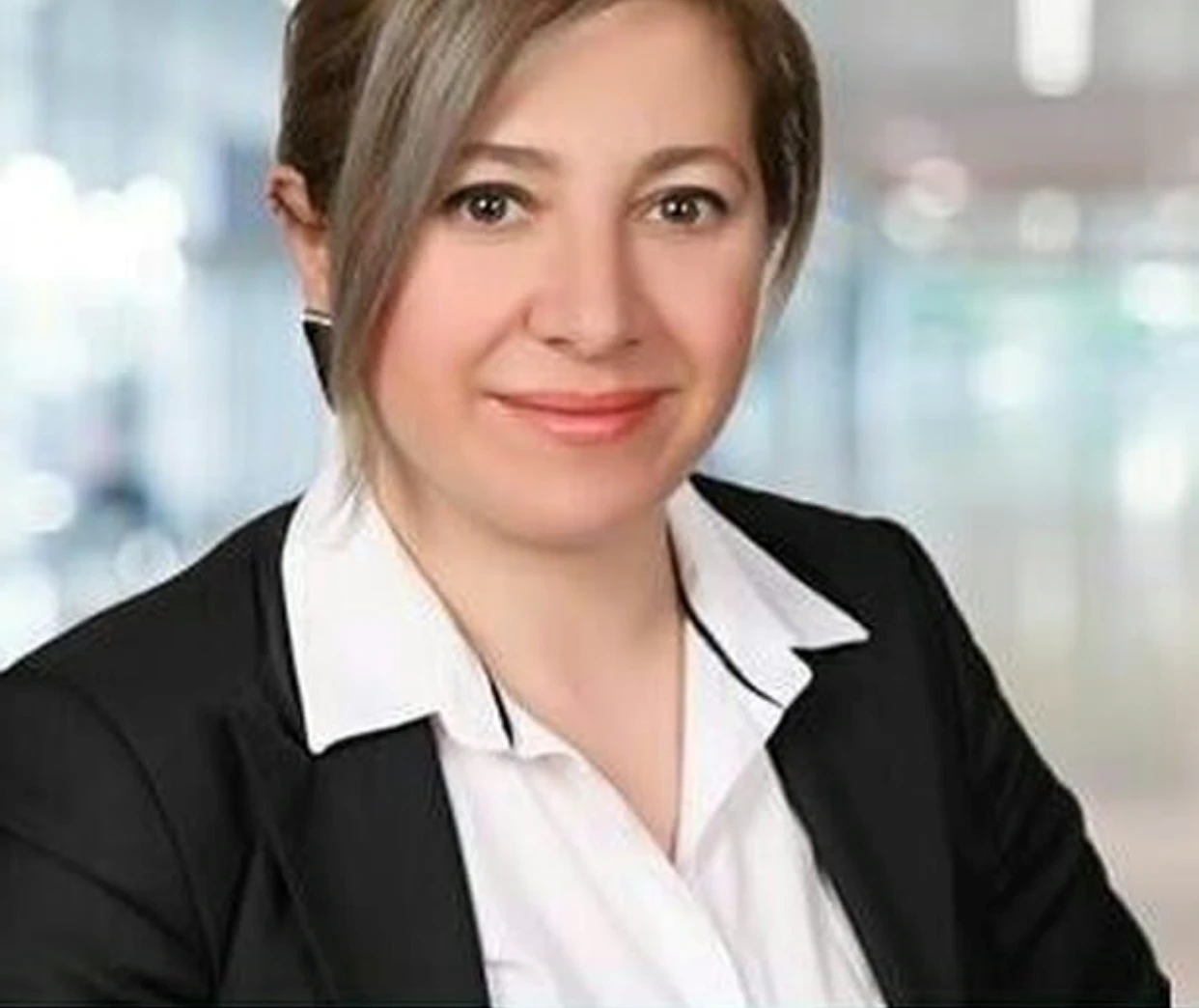 Ebru YILMAZ - Office88 Kurucu Brooker